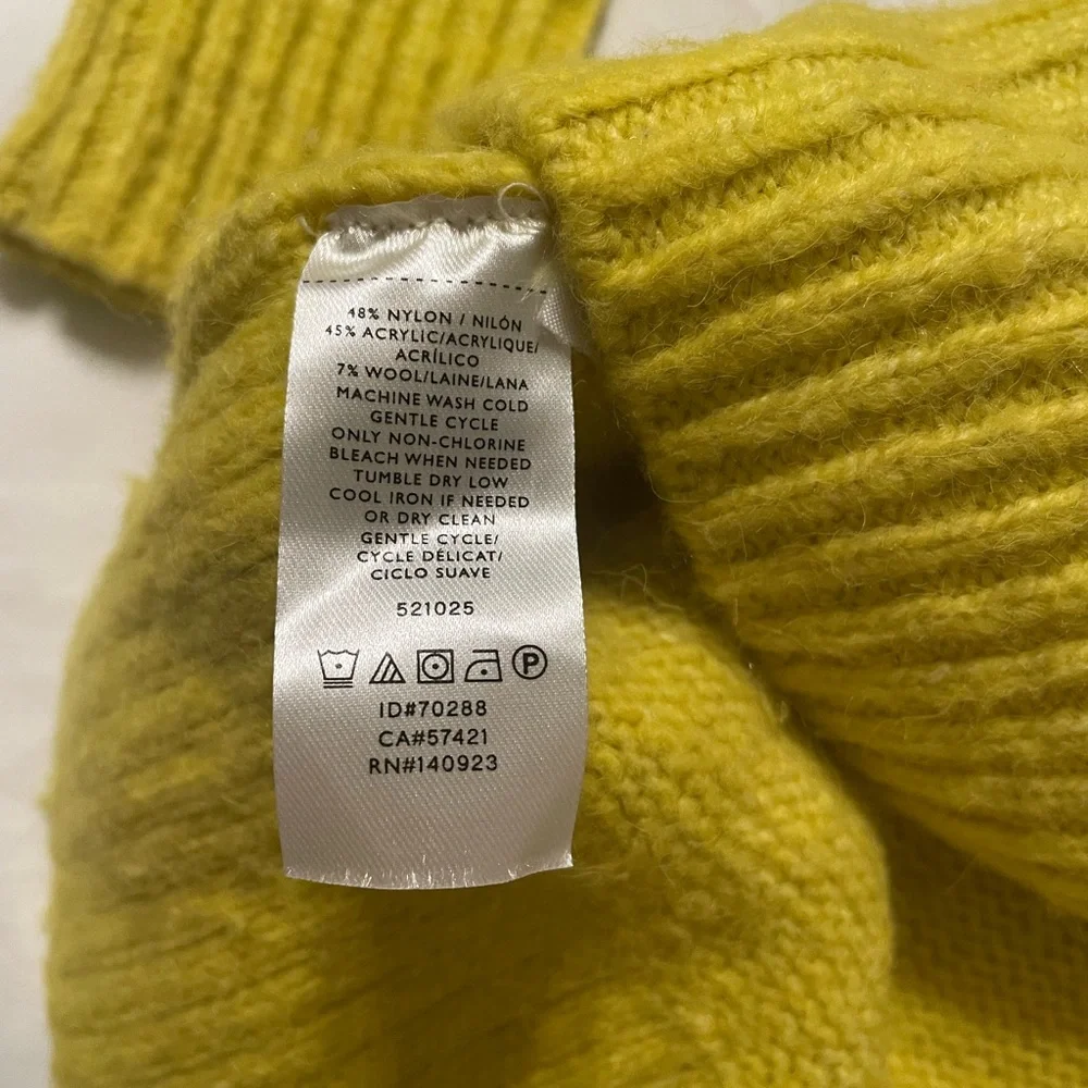 Loft Women’s Yellow Tailored Pull Over Sweater, XS